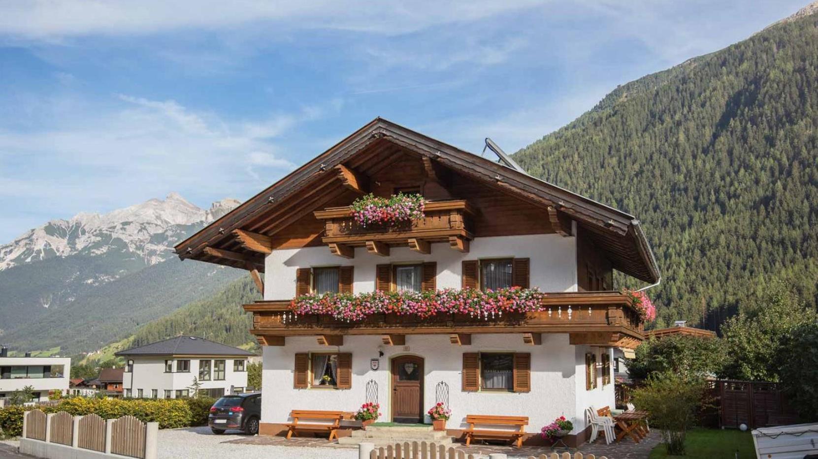 Ferienhaus Stubai Neustift im Stubaital Bagian luar foto